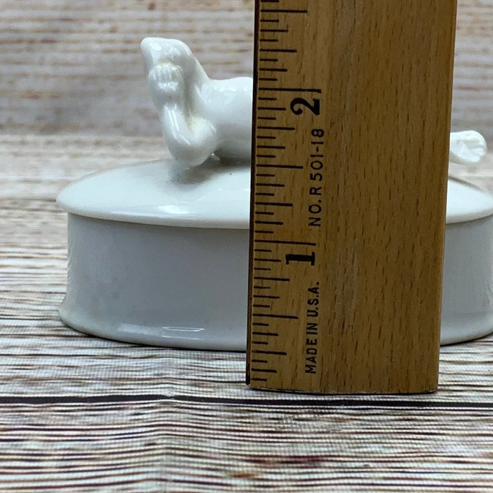 OC Omnibus Porcelain White Frog Lidded Trinket Jewerly‎ Box Japan 1982 Vintage